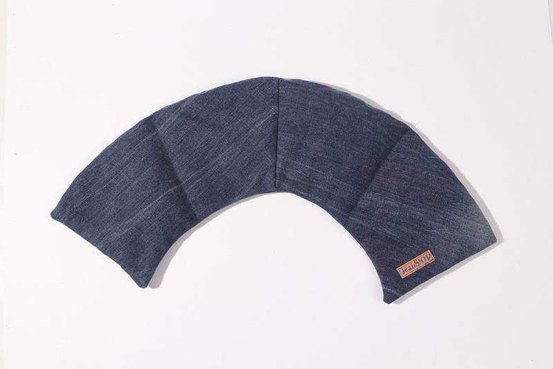 Getreidekissen, Körnerkissen, Wärme-Und Kältekissen Für Den Nacken - Und Schulterbereich, Jeansupcycling Gefüllt Mit Biodinkel von Etsy - Jeansop