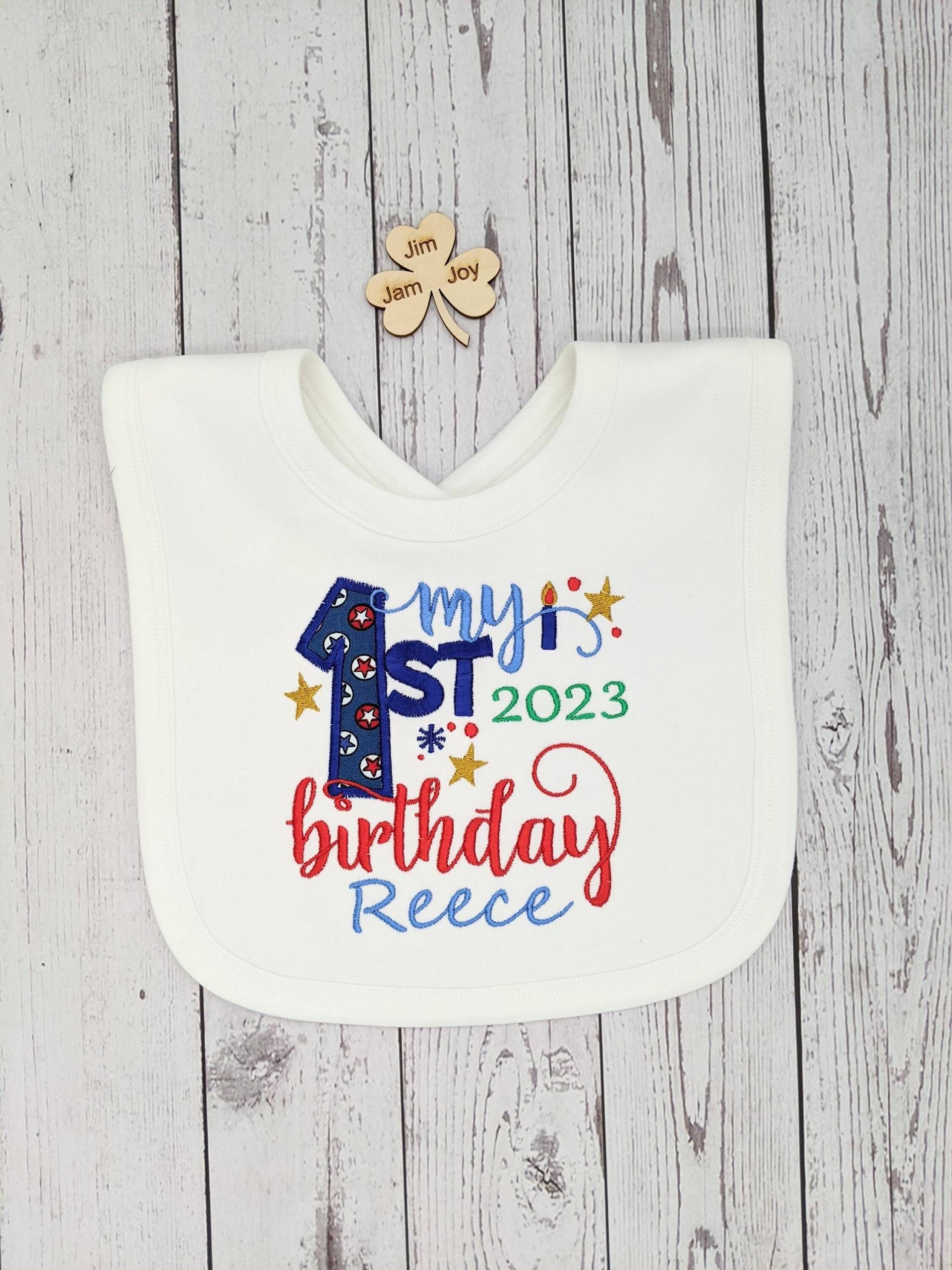 Personalisierte Erster Geburtstag Lätzchen | Bestickt Geburtstagsparty |1st Birthday Baby Geschenk Smash The Cake von Etsy - JimJamJoy