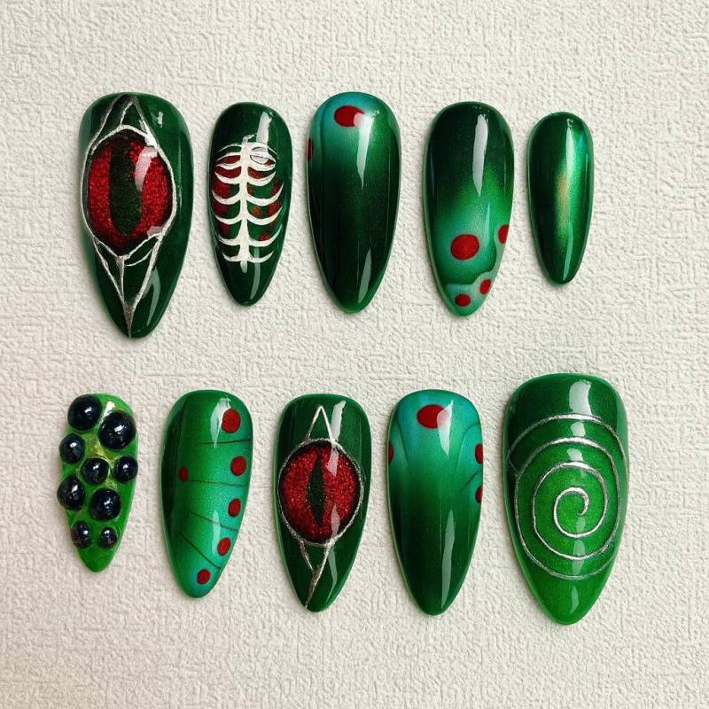 Halloween Press On Nails, Gruseliges 3D Nail Art Set, Schwarz-Weiße Streifen Spinnennetz, Tropfender Blut Slime Swirl, Handgefertigte Gothic Nägel von Etsy - JochenSylas