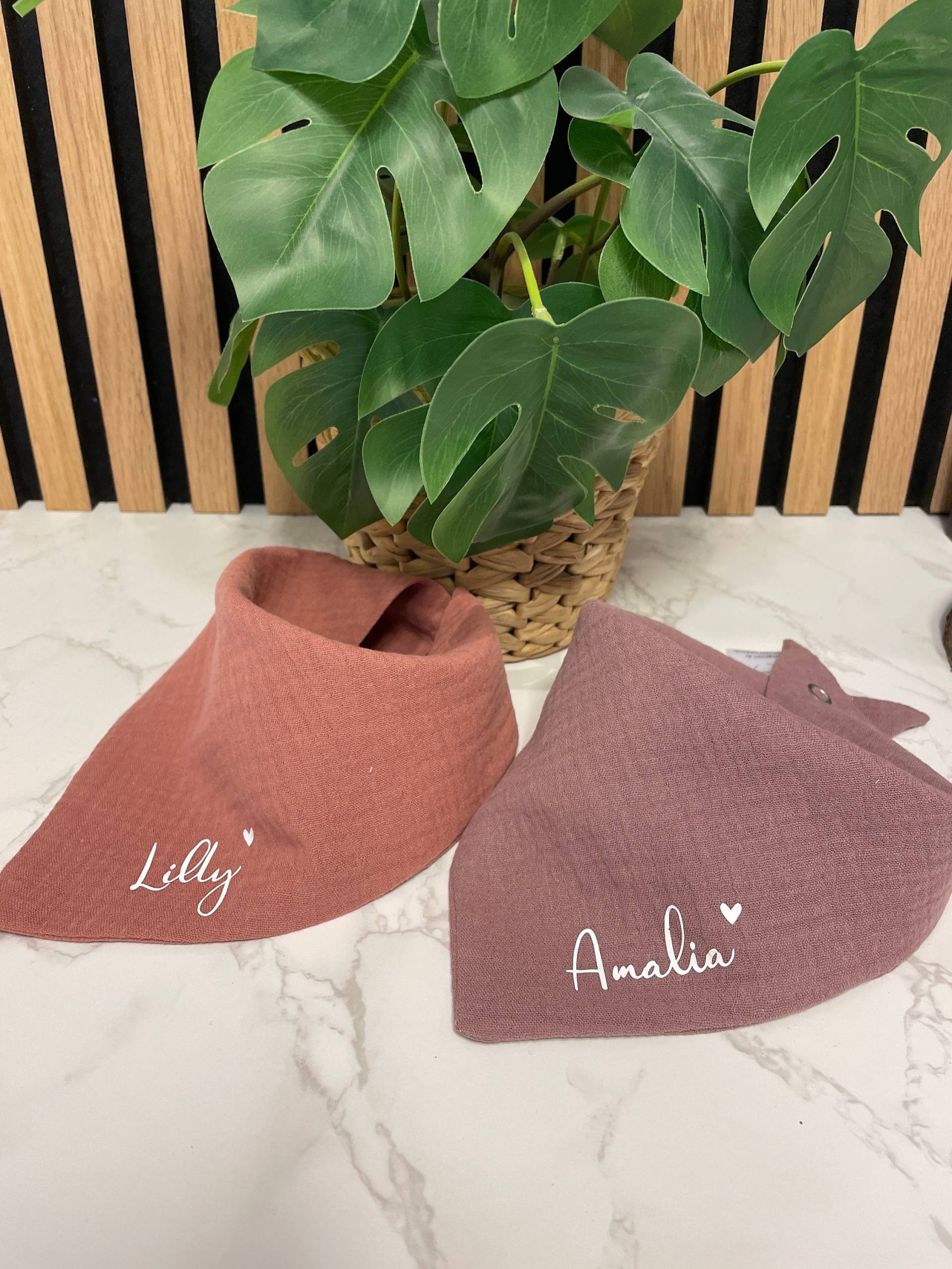 Musselin Lätzchen/Babygeschenk Personalisiertes Tuch Für Babys Geschenk Geburt Musselin Lätzchen/Babygeschenk Personalisiertes Tuch Für Babys Geschenk Geburt von Etsy - JoneliHandmade