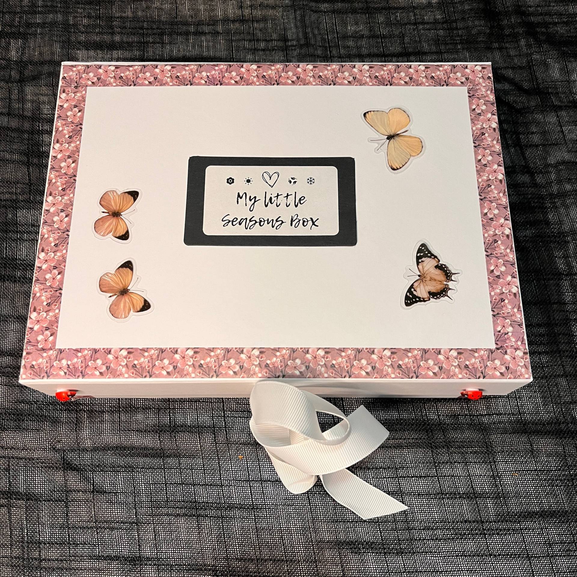 Frühlings Überraschungsbox | Geschenkbox My Little Seasons Box Geschenkidee Für Frauen von Etsy - JournalofSeasons