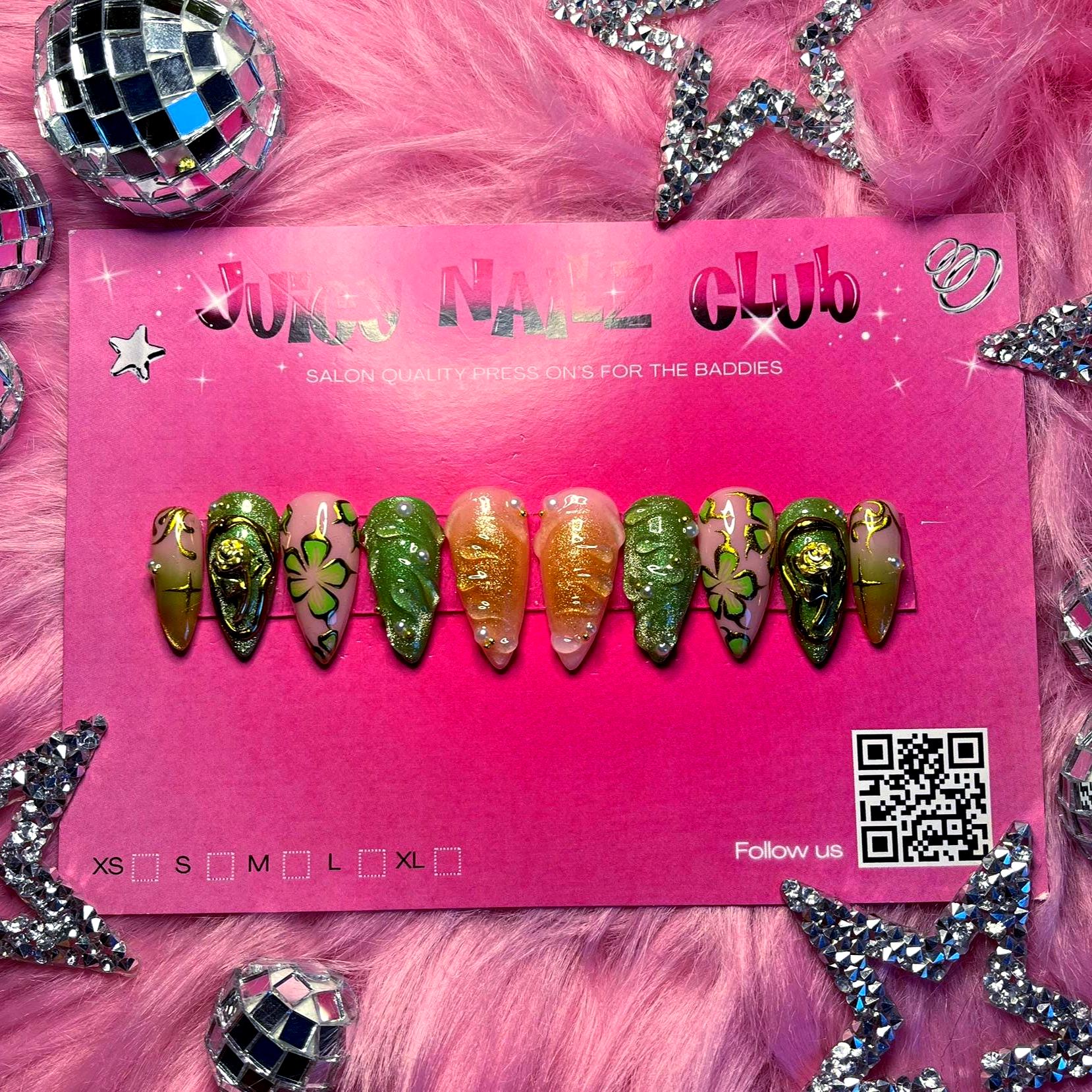 Golden Grove - Press On Nails | Cateye Copper Nails| Gold Rose Charm Fake Handmade Nail Art For Autumn, Gift, Vacation Golden Grove - Press On Nails | Cateye Copper Nails| Gold Rose Charm Fake Handmade Nail Art For Autumn, Gift, Vacation von Etsy - JuicyNailzClub
