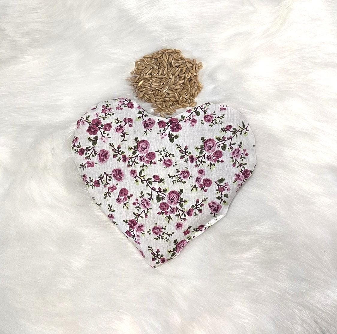 Bio Dinkel Körnerkissen Herz Form 160G Ca. 16 X 15 cm Weiß Mit Rosen Floral von Etsy - JulesTraumstuebchen