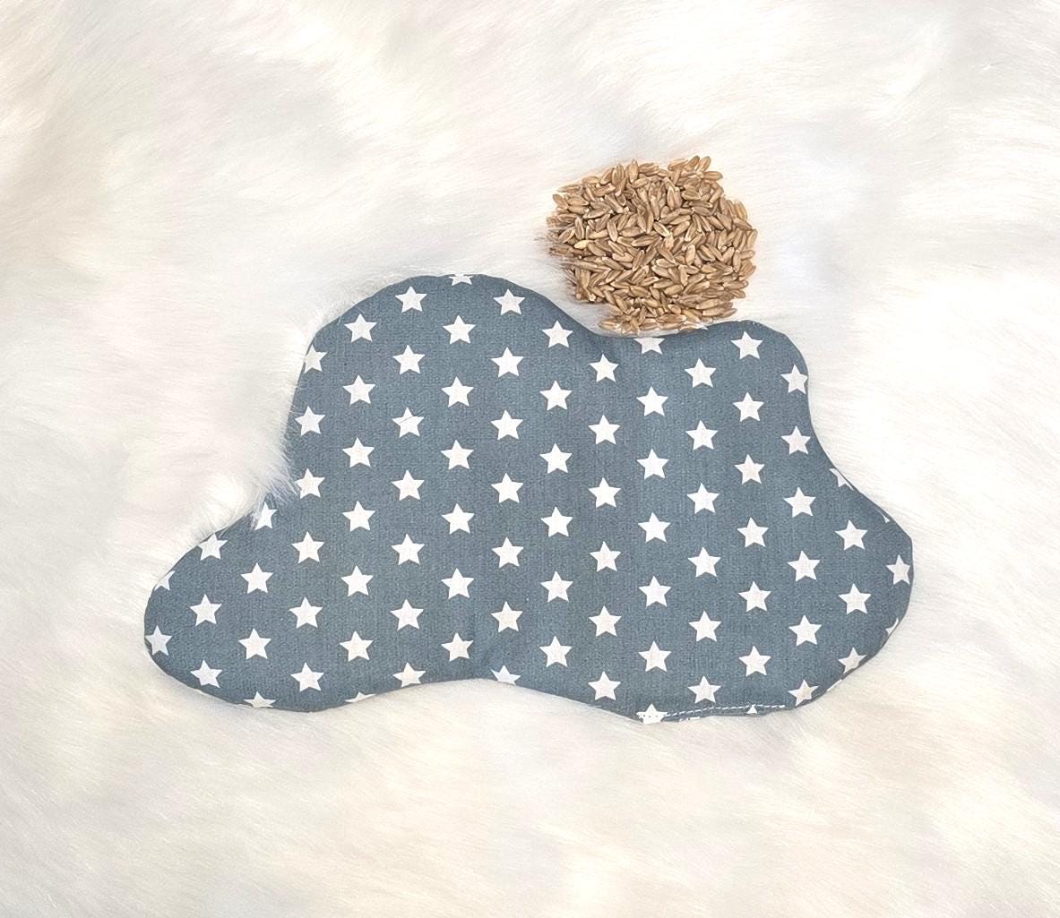Bio Dinkel Körnerkissen Wolken Form 190G Ca. 23 X 13 cm Dunkelgrün Mit Weißen Sternen Bio Dinkel Körnerkissen Wolken Form 190G Ca. 23 X 13 cm Dunkelgrün Mit Weißen Sternen von Etsy - JulesTraumstuebchen