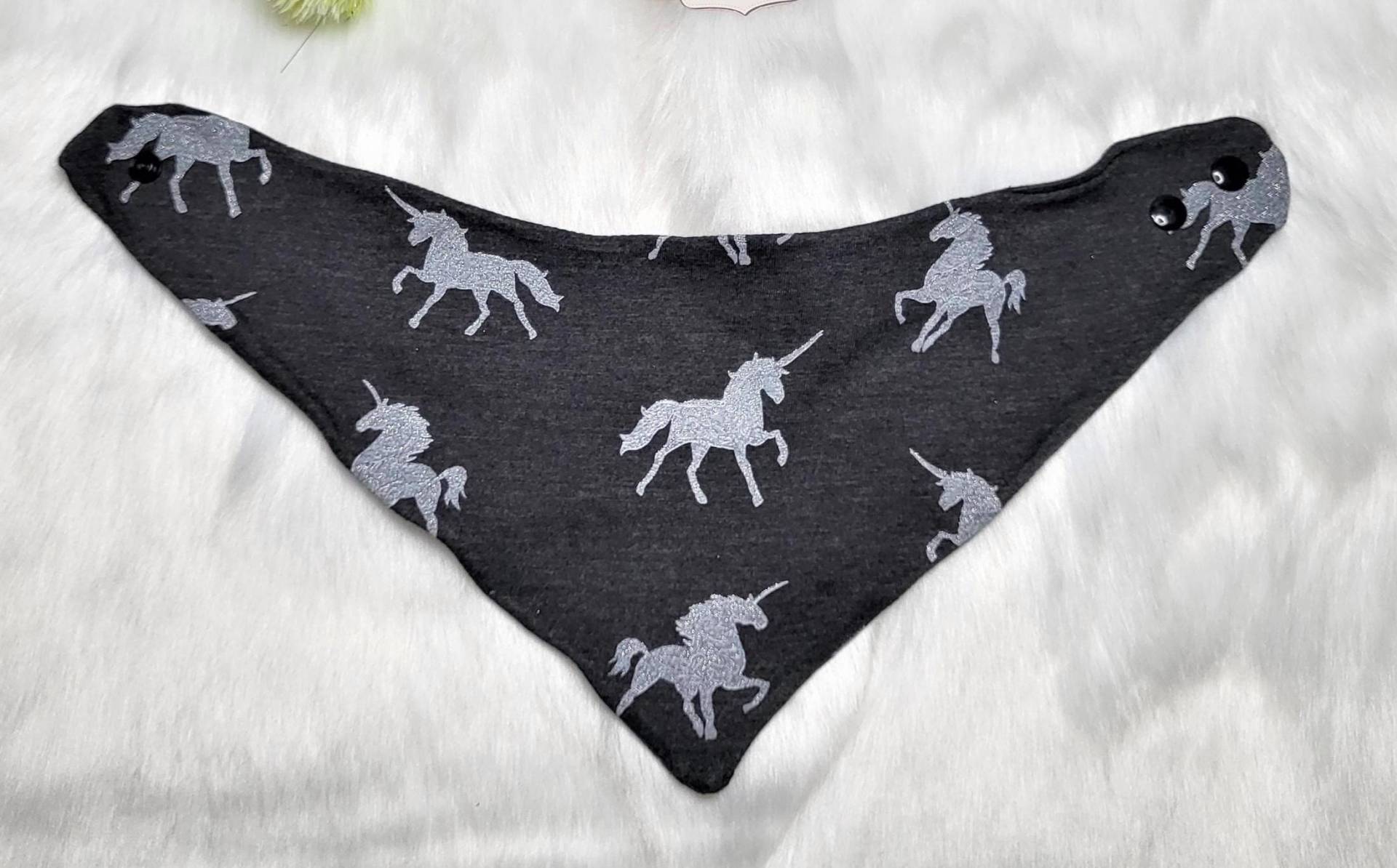 Schwarz Silber Glitzer Einhörner Dreieckstuch Zum Wenden Baby Und Kleinkinder Gr 50 Bis 104 Einheitsgröße Jersey von Etsy - JulesTraumstuebchen