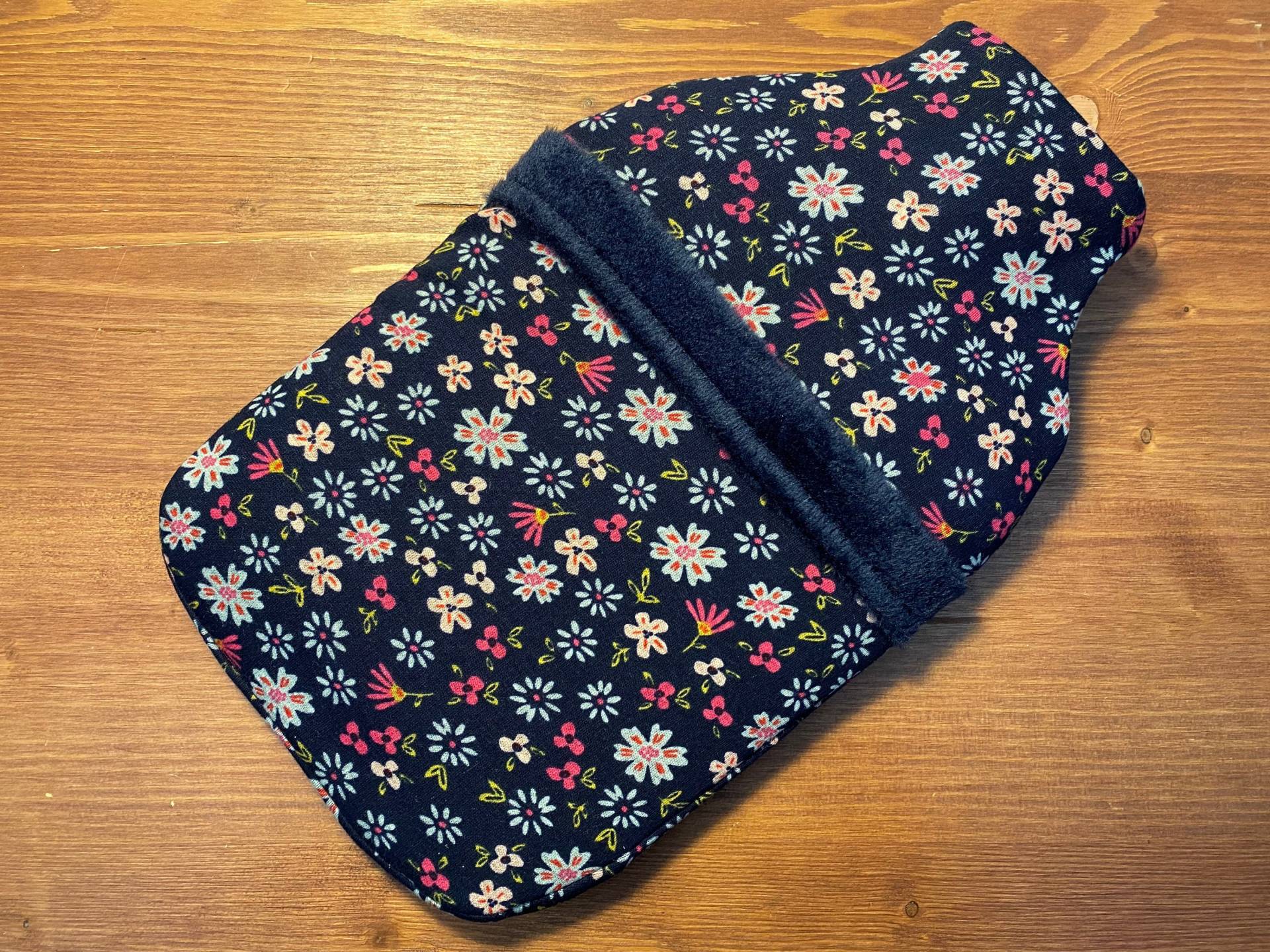 Wärmflaschenbezug Mit Tasche Für Die Hände, Wärmflasche Aus Alpenfleece, Weiche Und Kuschelige Kalte Tage von Etsy - JuliaLangHandmade