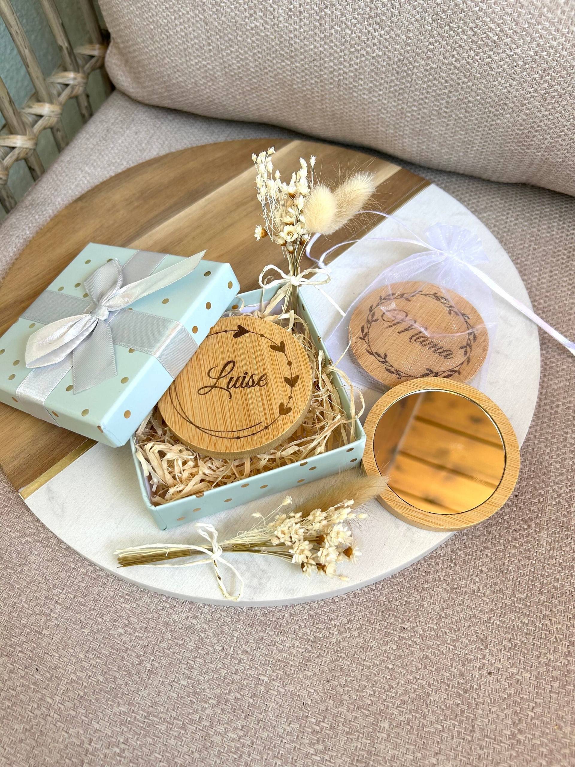Personalisierte Taschenspiegel Bambus/Schminkspiegel Mit Namen Personalisiertes Geschenk Personalisierte Taschenspiegel Bambus/Schminkspiegel Mit Namen Personalisiertes Geschenk von Etsy - JuliasDekoHome