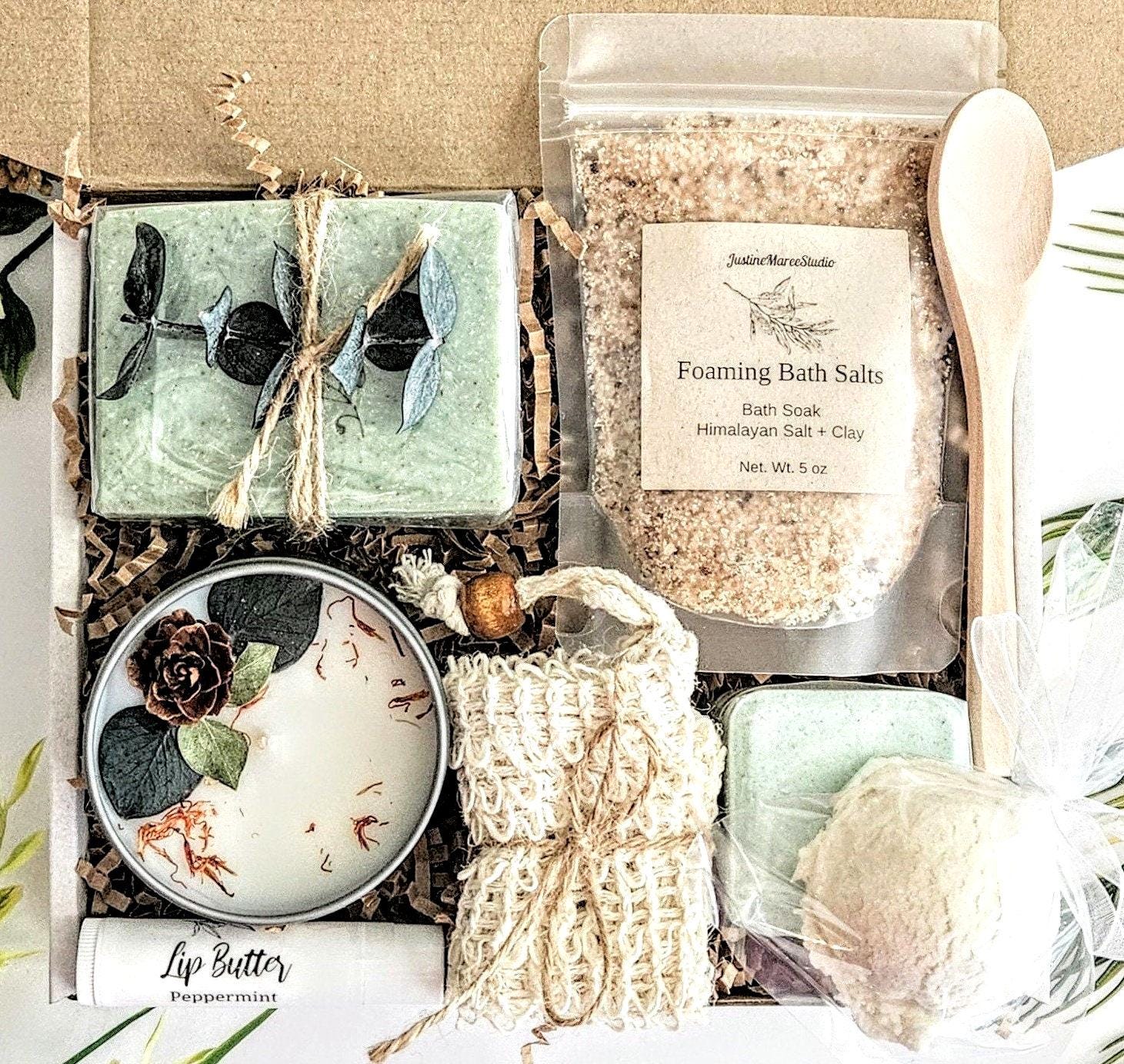Handgefertigte Spa-Geschenkbox - Stressabbau Geschenk Für Sie | Selbstfürsorge Geburtstag Shea + Kakaobutter Tonseife Kerze Schäumendes Badesalz von Etsy - JustineMareeStudio