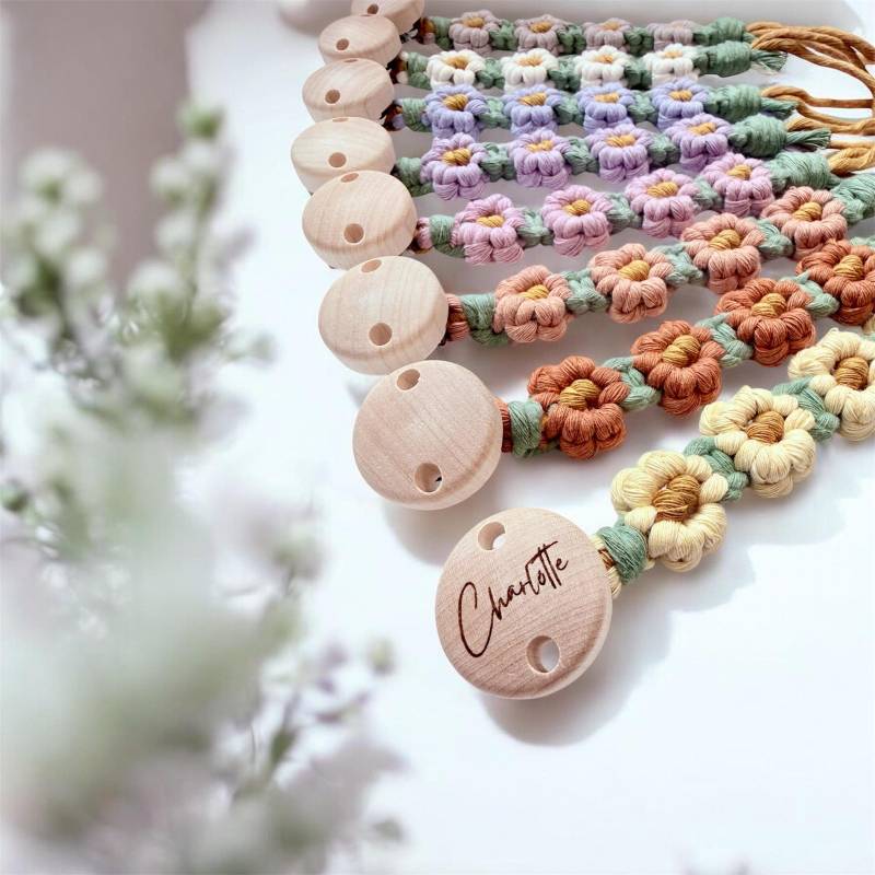 Makramee Schnullerkette Mit Name, Blumen von Etsy - KINOAknot