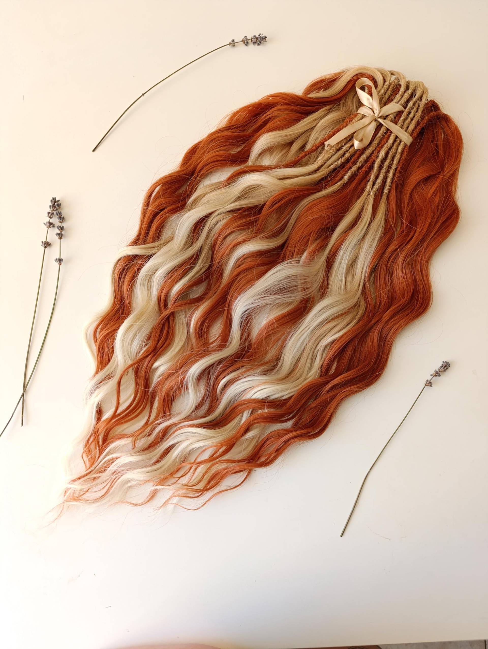 Ginger & Blonde Einfach Zu Kämmende Wellen Dreads/Long Distressed Goddess Curly Locks von Etsy - KIRINDREADS