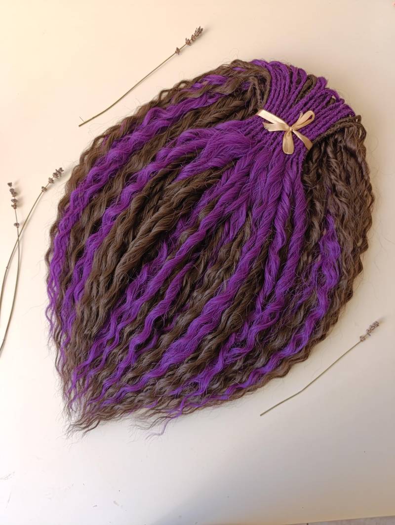 Lila Und Braun Gewellte Häkeldreads Boho Zöpfe Mit Schöner Lockenpracht von Etsy - KIRINDREADS