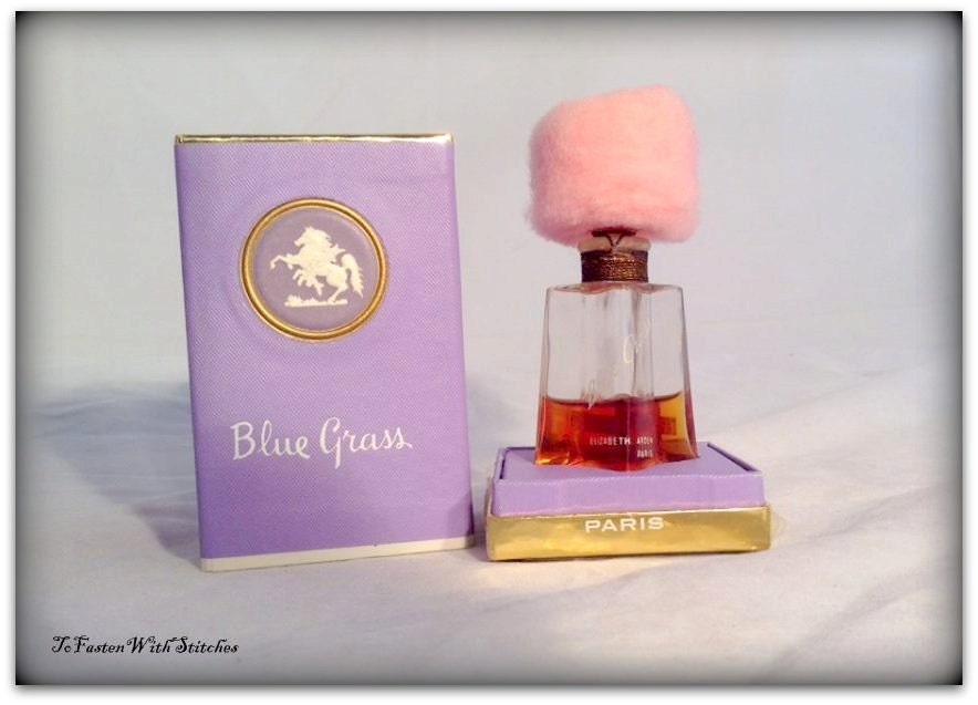 Vintage Elizabeth Arden "Blue Grass' Parfum No.5301 Original Neu in Box 1/2 Fl. Unze. Frankreich von Etsy - KMichaelKollectibles