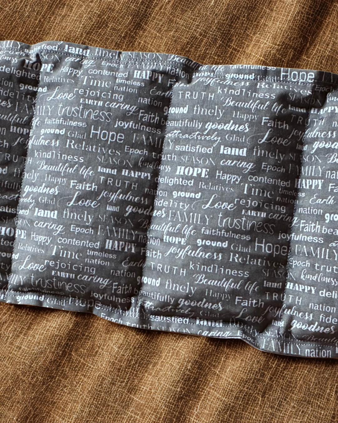 Kirschkernkissen/Wärmekissen Körnerkissen Nacken Geschenk Muskelverspannungen Wellness Bio-Wärme 100% Baumwolle Schrift von Etsy - KREATIVMR