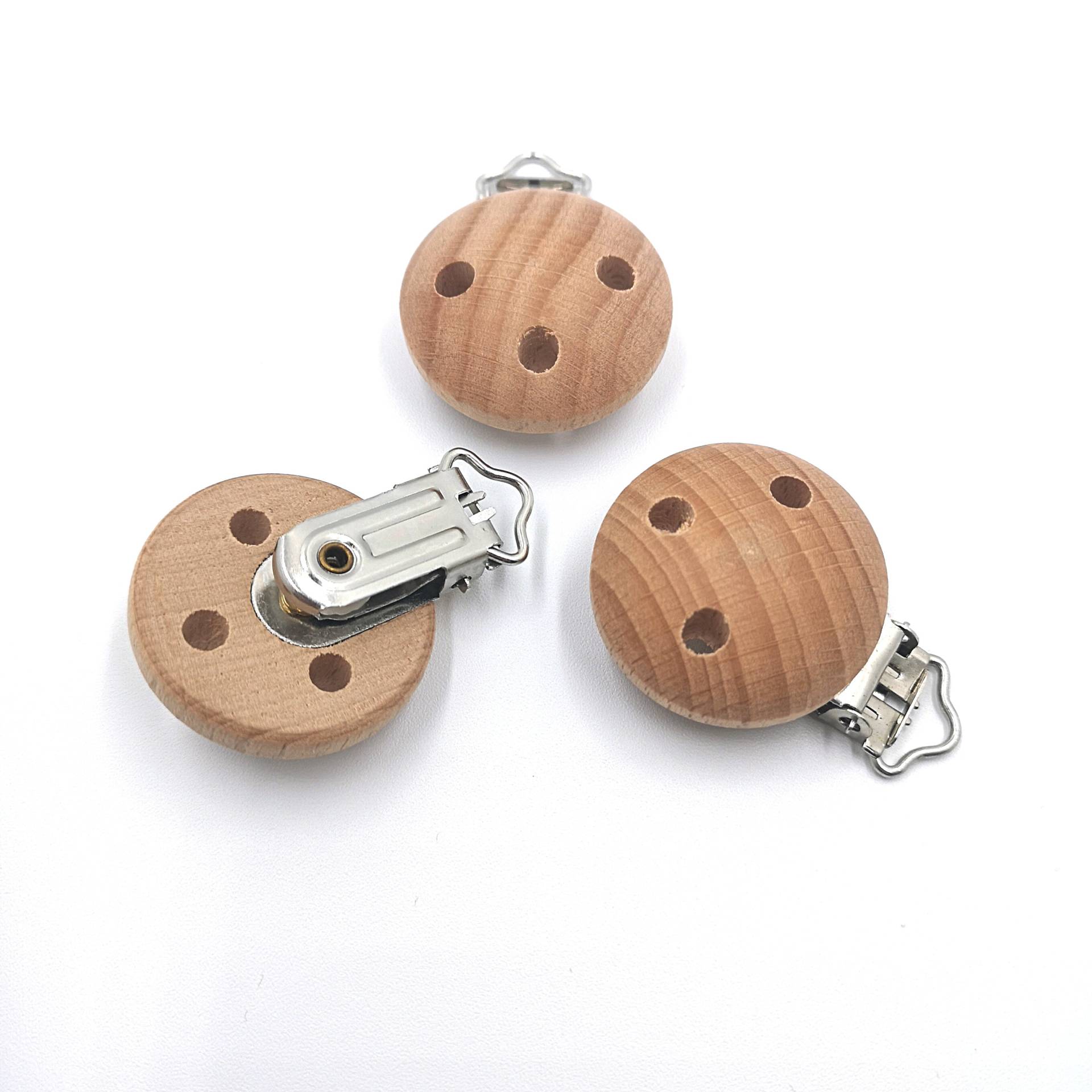 Holzclip 35mm Baby Holz Buche 3 Ventilationslöcher Schnullerkette Kinderwagenkette Holzclip 35mm Baby Holz Buche 3 Ventilationslöcher Schnullerkette Kinderwagenkette von Etsy - KacysPerlen