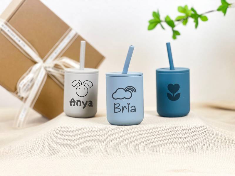 Kleinkind Strohbecher - Silikon Trainingsbecher Mit Individuellem Namen, Auslaufsicherer Baby Schnabel Für Kinder von Etsy - KarinasVonKarin