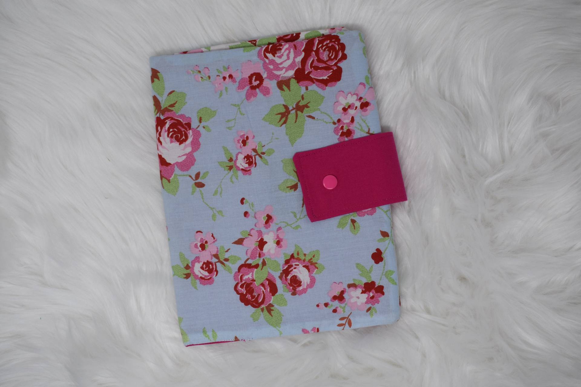 Wickeltasche - "Rosen Blau" Wickeltasche - "Rosen Blau" von Etsy - KathisHandmadeworld