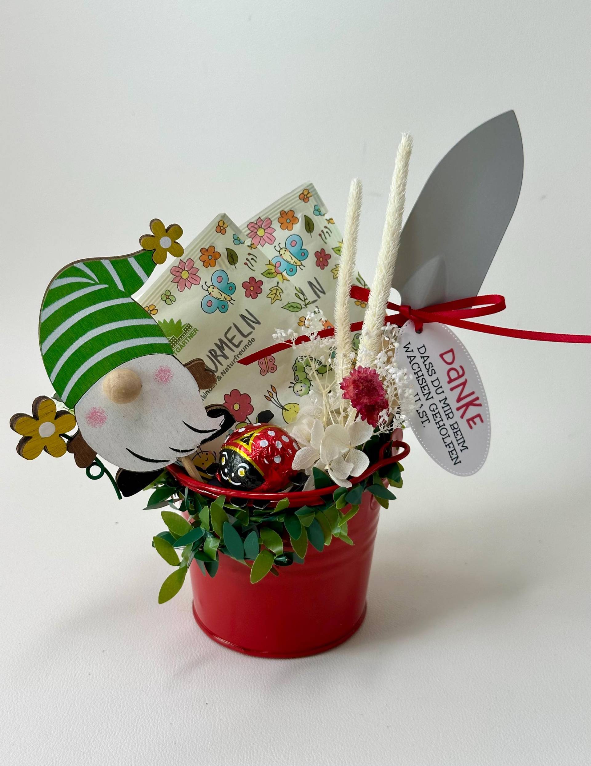 Gefüllter Eimer Als Dankeschön Für Lehrerinnen & Erzieherinnen - Geschenkset Mit Saatkugeln, Und Garten-Deko von Etsy - KathisPapierkunst