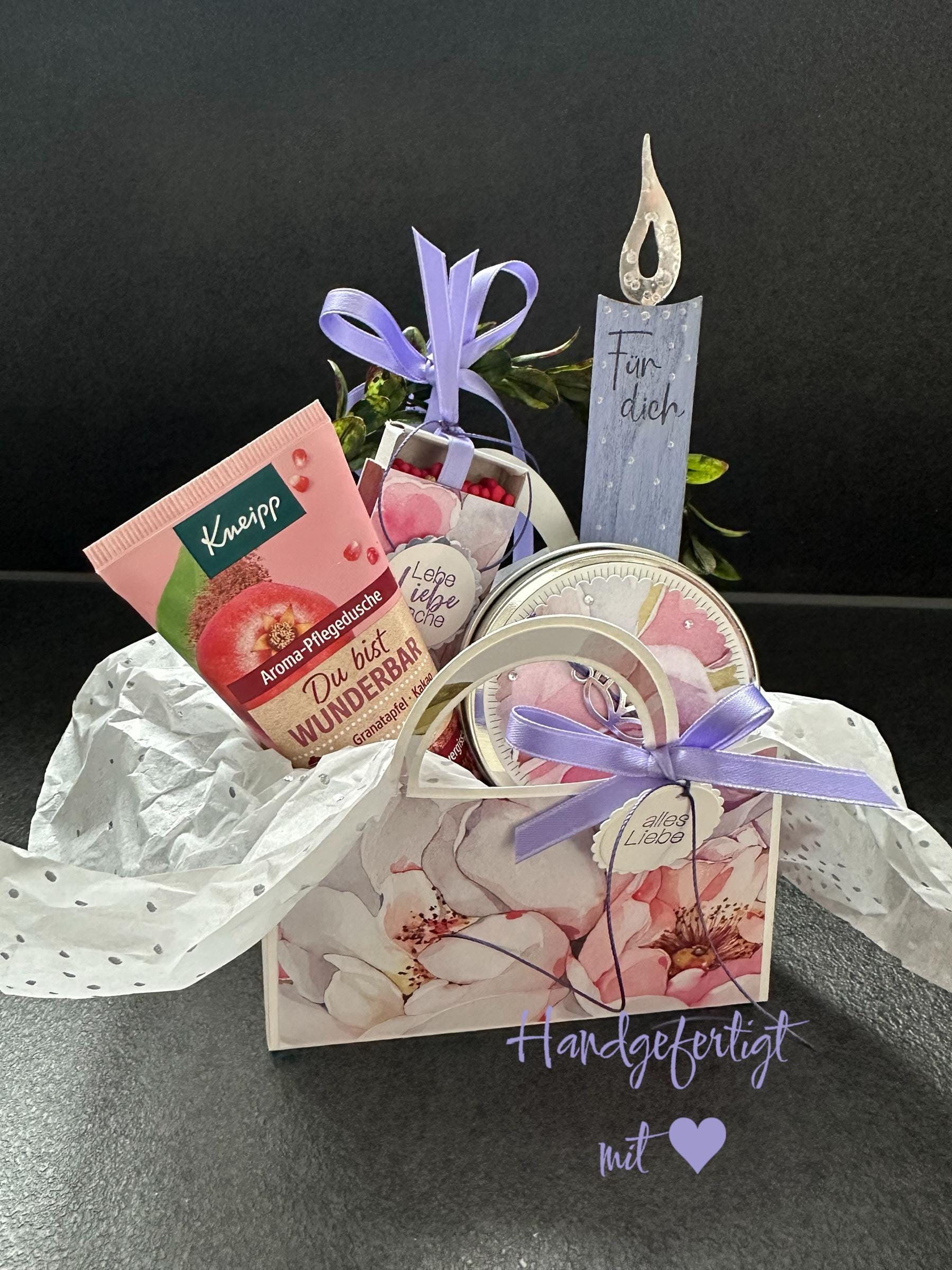 Handgefertigtes Geschenkset Für Wohlfühlmomente - Wellness Wohlfühlset Auszeit Mit Kerze Buchsbaum Geburtstagsgeschenk Handgefertigtes Geschenkset Für Wohlfühlmomente - Wellness Wohlfühlset Auszeit Mit Kerze Buchsbaum Geburtstagsgeschenk von Etsy - KathisPapierkunst