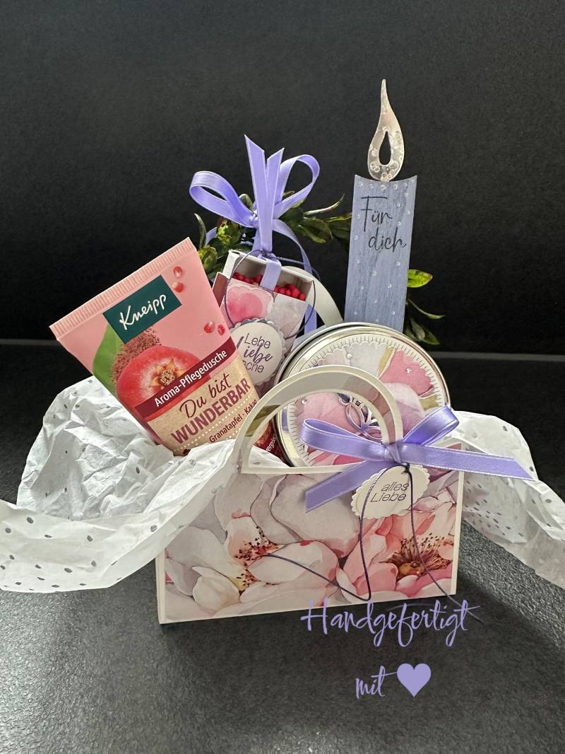 Handgefertigtes Geschenkset Für Wohlfühlmomente - Wellness Wohlfühlset Auszeit Mit Kerze Buchsbaum Geburtstagsgeschenk von Etsy - KathisPapierkunst