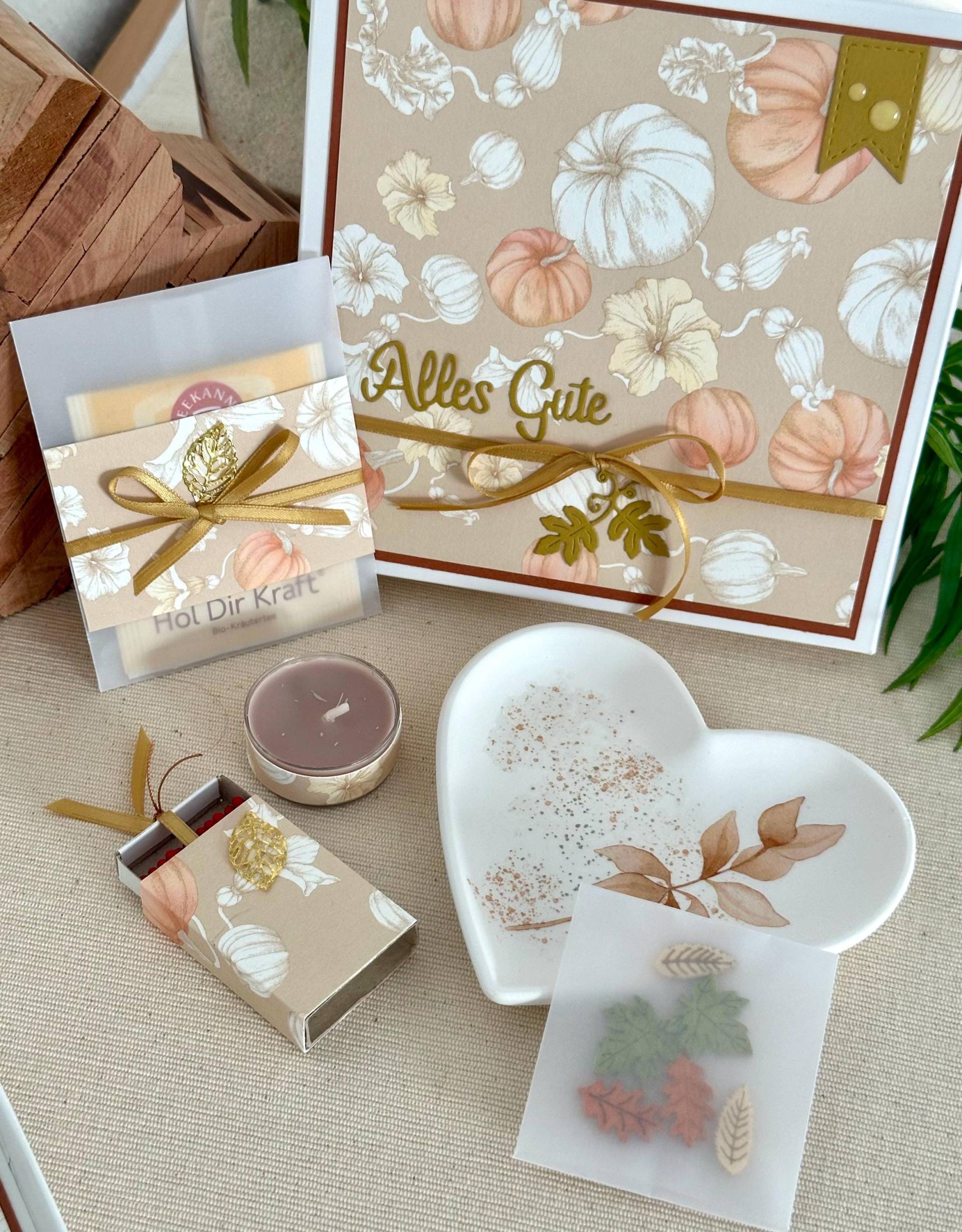 Herbst Geschenkbox Handgemacht - Herzschale, Teelicht, Tee, Streichhölzer, Streudeko Liebevoll Verpackte Box von Etsy - KathisPapierkunst