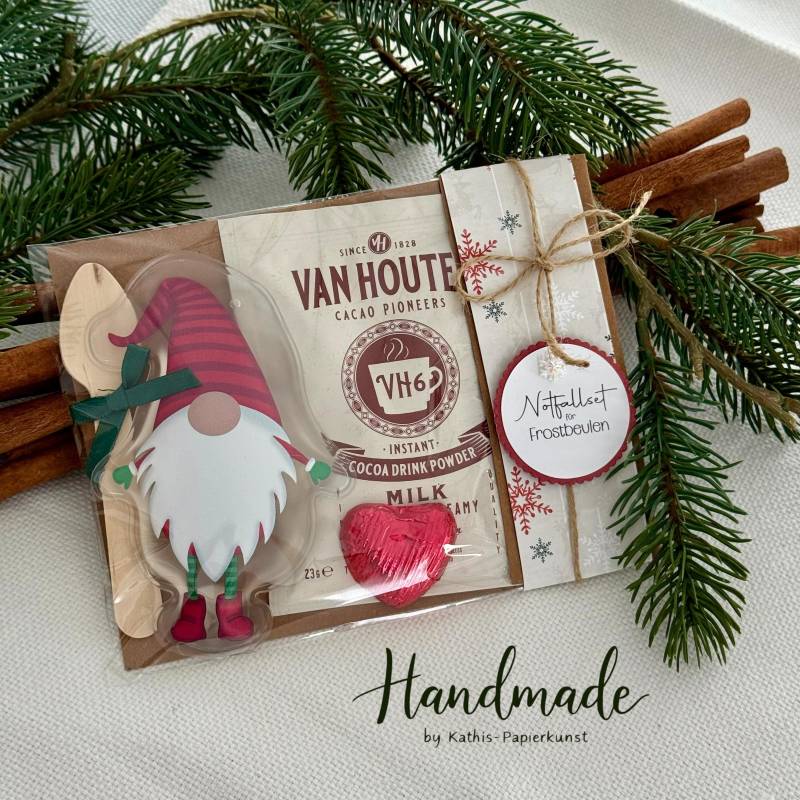 Notfallset Für Frostbeulen Mit Taschenwärmer Wichtel, Trinkschokolade, Bambuslöffel & Schokoladenherz - Winter Geschenk- Advent, Weihnachten von Etsy - KathisPapierkunst