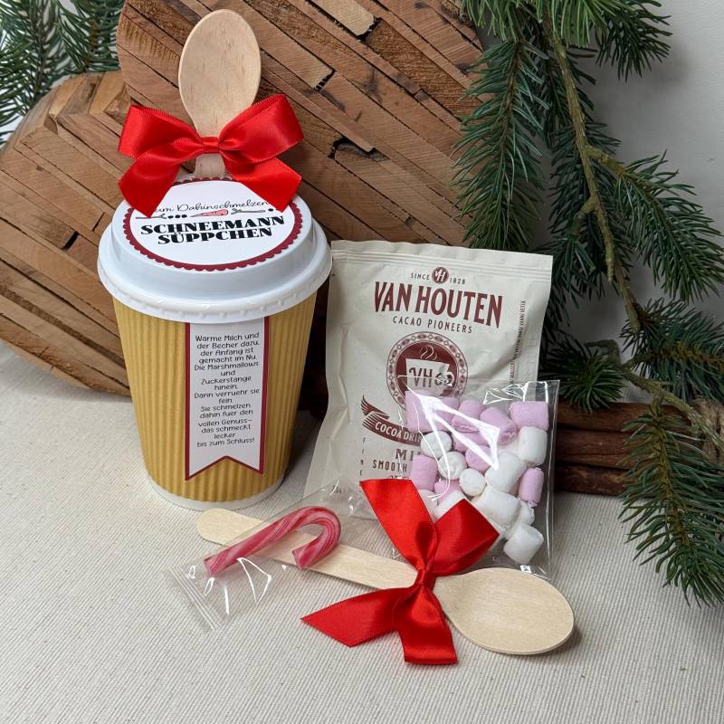 Schneemann-Süppchen Geschenkbecher Mit Kakao, Zuckerstange & Marshmallows - Wintergruß, Wichtelgeschenk, Weihnachten Handmade Schneemann-Süppchen Geschenkbecher Mit Kakao, Zuckerstange & Marshmallows - Wintergruß, Wichtelgeschenk, Weihnachten Handmade von Etsy - KathisPapierkunst