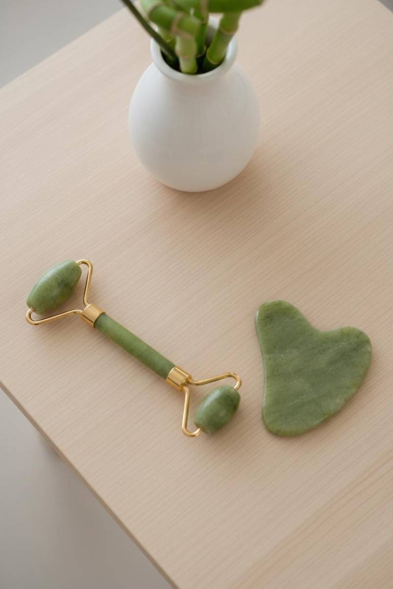 Gua Sha Jade Walze Und Schaber von Etsy - KatiaGlow