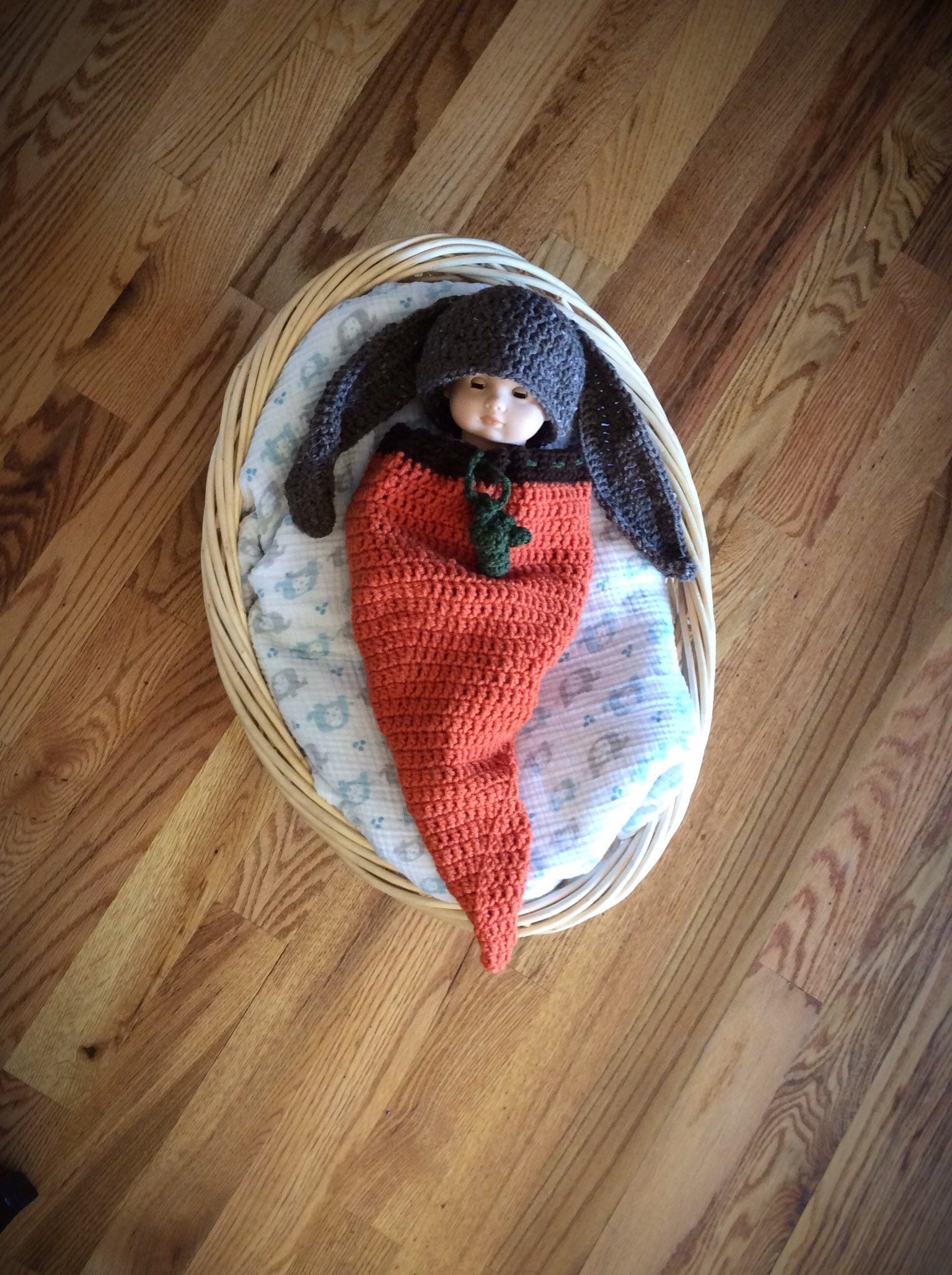 Hasen - Und Karotten-Babykokon von Etsy - KatiesLittleMonkeys