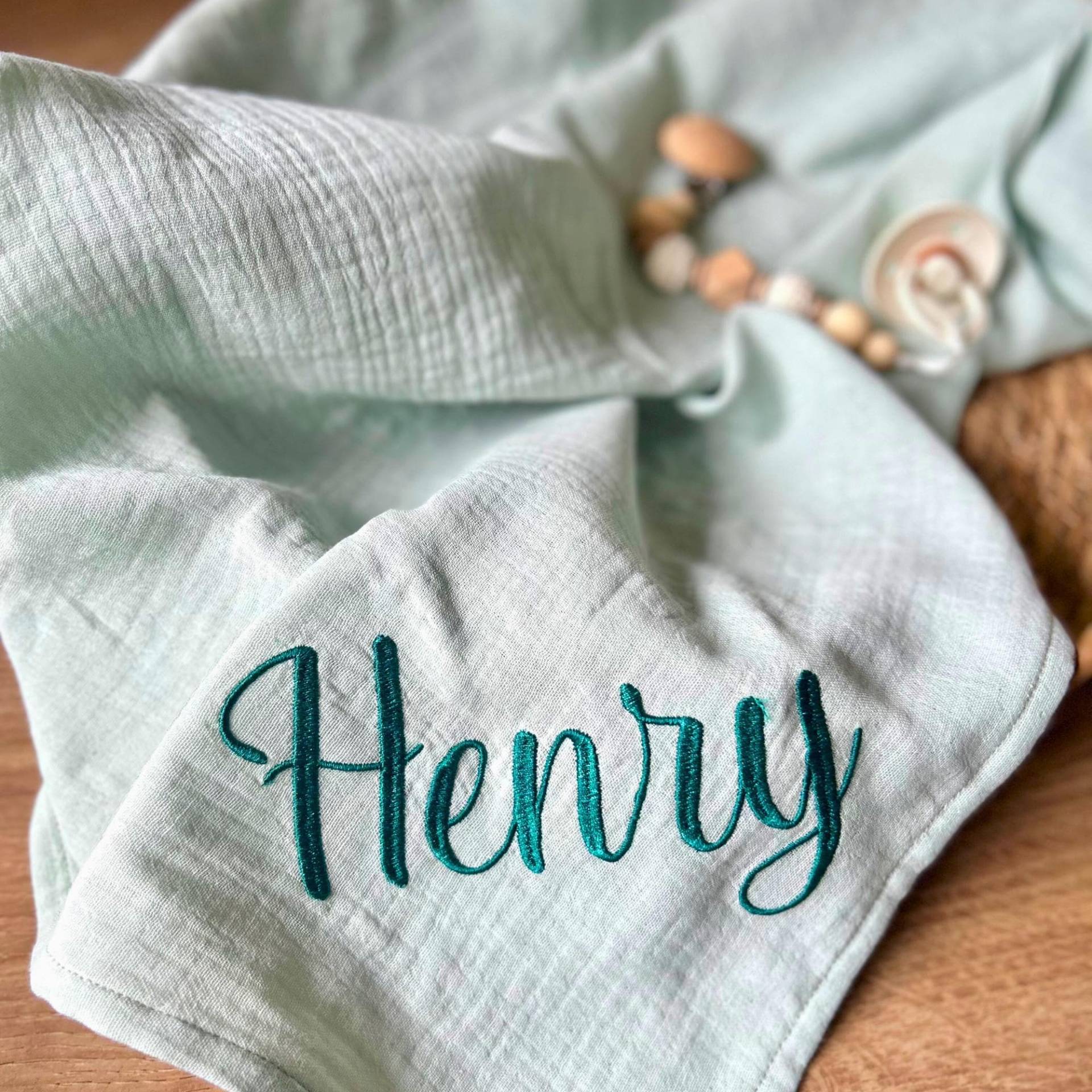 Musselintuch Baby Bestickt - Unifarben Personalisiert Mit Name Mulltuch, Spucktuch, Decke, Stilltuch Geschenk Zur Geburt Musselintuch Baby Bestickt - Unifarben Personalisiert Mit Name Mulltuch, Spucktuch, Decke, Stilltuch Geschenk Zur Geburt von Etsy - Kejki