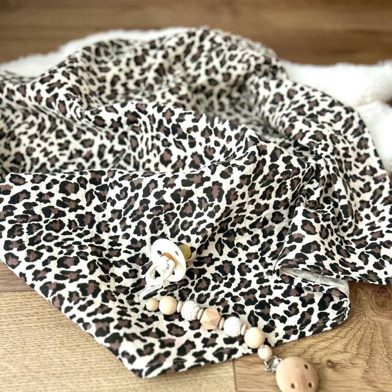 Musselintuch Baby Personalisiert Mit Leo-Muster - Spucktuch, Mulltuch, Sommerdecke, Stilltuch Geschenk Zur Geburt & Babyparty von Etsy - Kejki