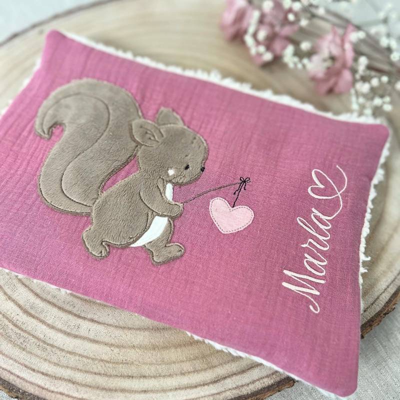 Personalisiertes Wärmekissen Eichhörnchen - Musselin Körnerkissen Baby & Kinder, Geschenk Geburt, Taufe, Babyparty, Waldtiere von Etsy - Kejki