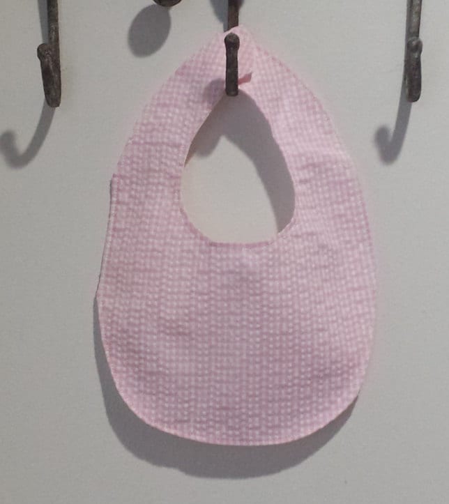 Rosa Und Weiß Gingham Seersucker Lätzchen - Selbstgemacht Rosa Und Weiß Gingham Seersucker Lätzchen - Selbstgemacht von Etsy - KellyCrafts82