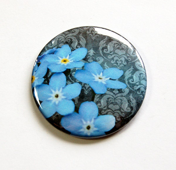 Blumenspiegel, Taschenspiegel, Floraler Spiegel, Geldbörsenspiegel, Glasspiegel, Spiegel Für Die Handtasche, Blaue Blumen, Vergissmeinnicht | 4667 von Etsy - KellysMagnets