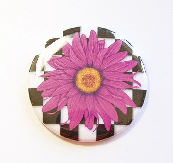 Blumenspiegel, Taschenspiegel, Geschenk Für Sie, Schachbrett, Lila, Schwarz, Weiß, Gerbera Gänseblümchen | 4326 von Etsy - KellysMagnets