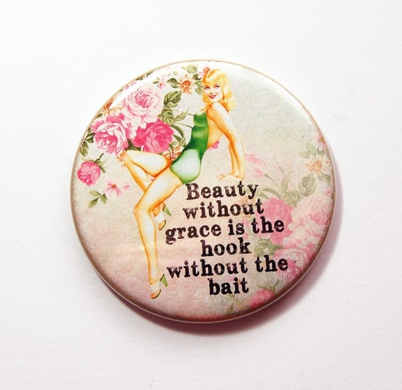 Lustiger Taschenspiegel, Humor, Beauty, Spiegel, Geldbörsenspiegel, Lustiger Spruch, Freche Frauen, Geschenk Für Freundin, Retro | 3477 von Etsy - KellysMagnets