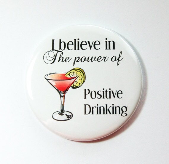 Lustiger Taschenspiegel, Spiegel, Handtaschenspiegel, Geschenk Für Sie, Lustiger Trinkt Gerne, Positiv Trinkend | 3630 von Etsy - KellysMagnets