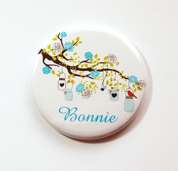 Personalisierter Taschenspiegel, Spiegel, Benutzerdefinierte Brautjungferngeschenk, Geldbörsenspiegel, Brautpartybevorzugung, Blau | 3464 von Etsy - KellysMagnets