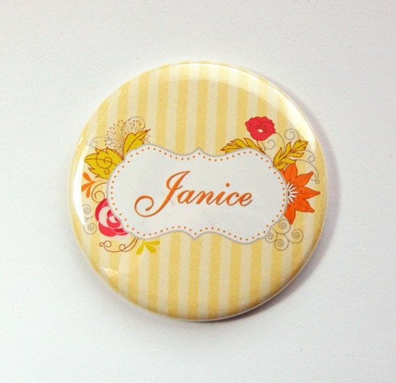 Personalisierter Taschenspiegel, Spiegel, Brautjungfer Geschenk, Geldbeutelspiegel, Brautdusche Gastgeschenk, Streifen, Blumen | 3561 von Etsy - KellysMagnets