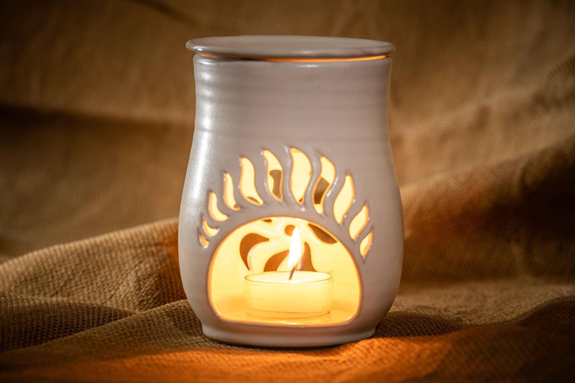 Aromalampe, Duftlampe, Wachs Schmelzbrenner Aromalampe, Duftlampe, Wachs Schmelzbrenner von Etsy - Keramikcloud