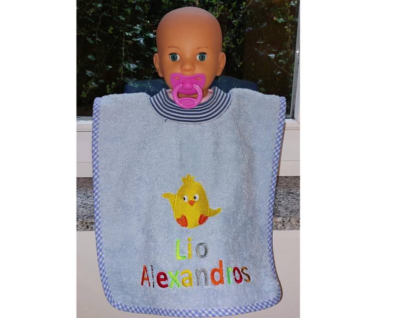 Handtuch Lätzchen Mit Namen Und Stickbild Sabberlatz von Etsy - KerstinsStickdateien