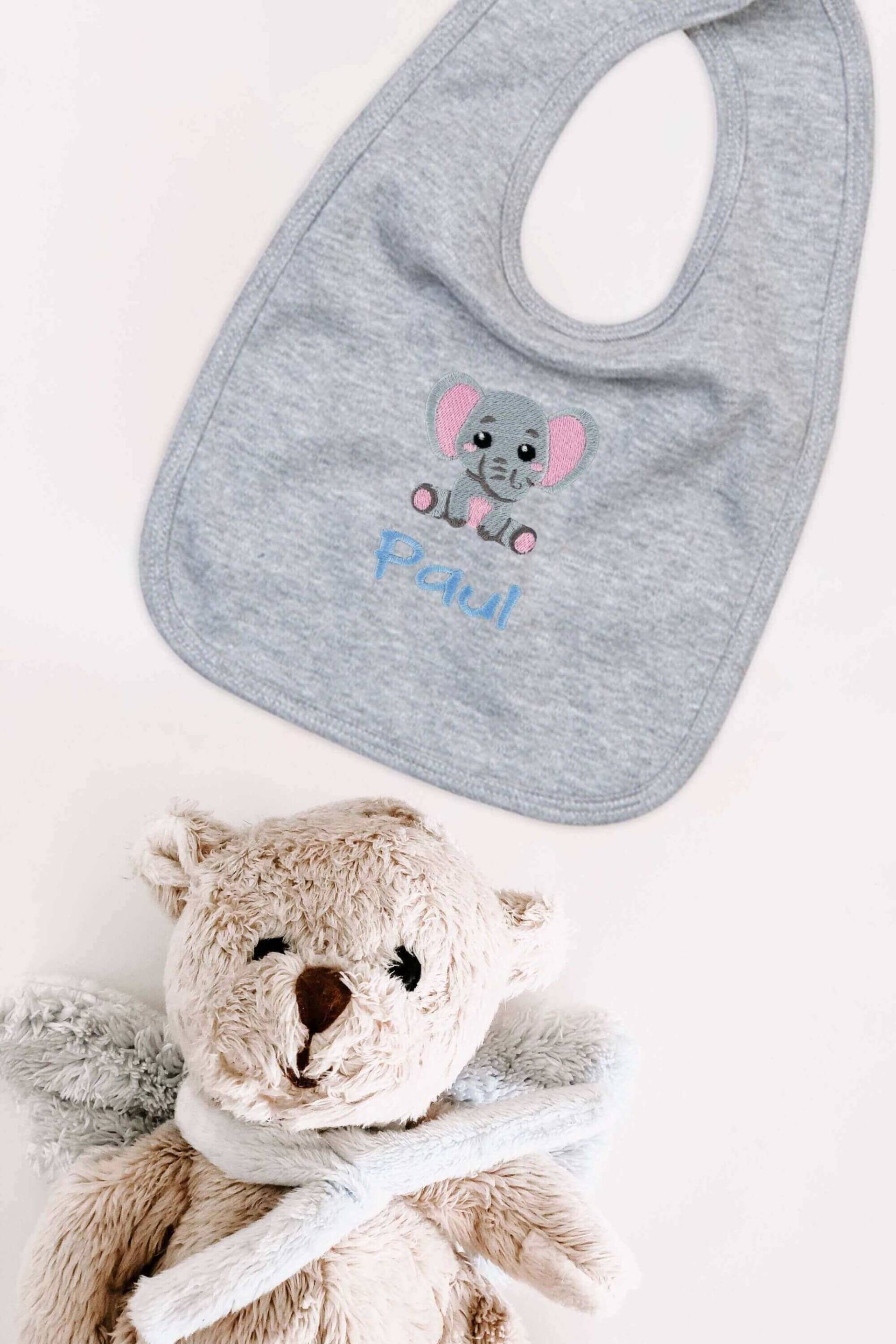 Lätzchen Für Babys Aus Bio-Baumwolle Bestickt Mit Elefant Und Wunschtext Lätzchen Für Babys Aus Bio-Baumwolle Bestickt Mit Elefant Und Wunschtext von Etsy - KiddiezDE