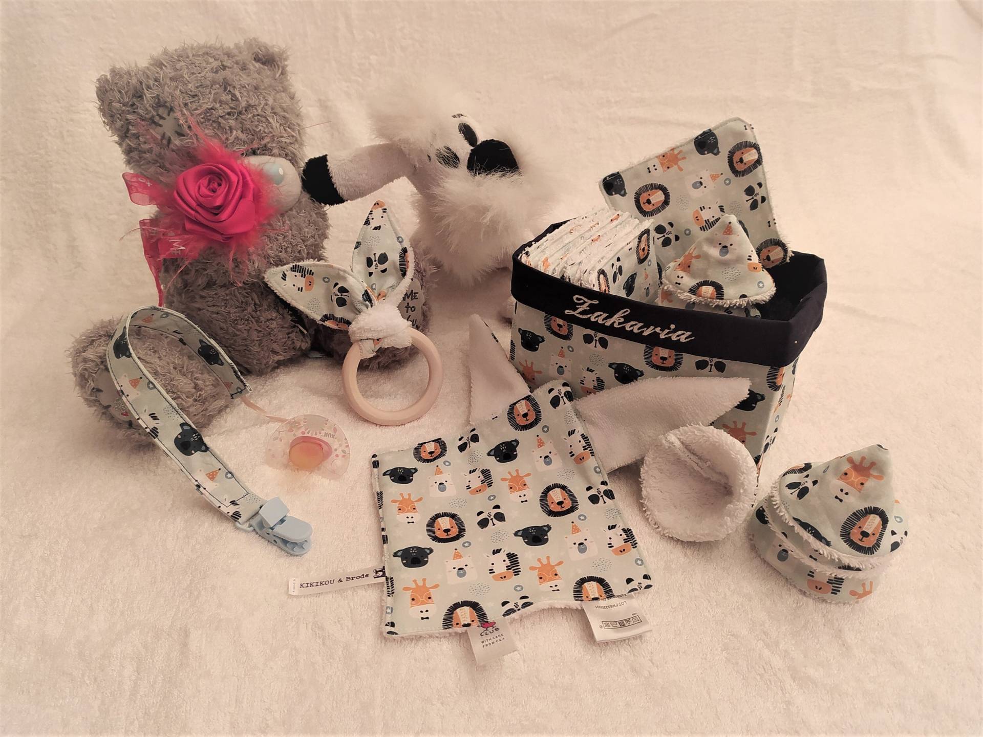 Personalisierte Geburtsbox/Geburtsaussteuer Willkommensgeschenk in Der Welt - Baby Jungen Personalisierte Geburtsbox/Geburtsaussteuer Willkommensgeschenk in Der Welt - Baby Jungen von Etsy - Kikikouetbrode