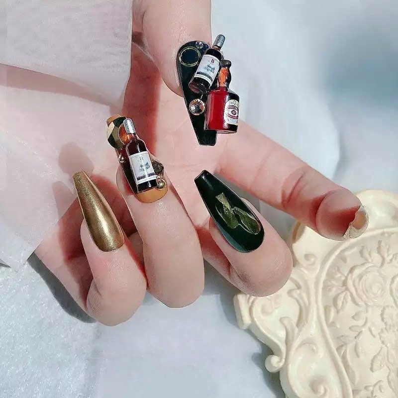 1 Stück Weinflasche Nail Art Dekorationen, 3D Nagel Ornamente, Maniküre Accessoire 1 Stück Weinflasche Nail Art Dekorationen, 3D Nagel Ornamente, Maniküre Accessoire von Etsy - KitschyNails