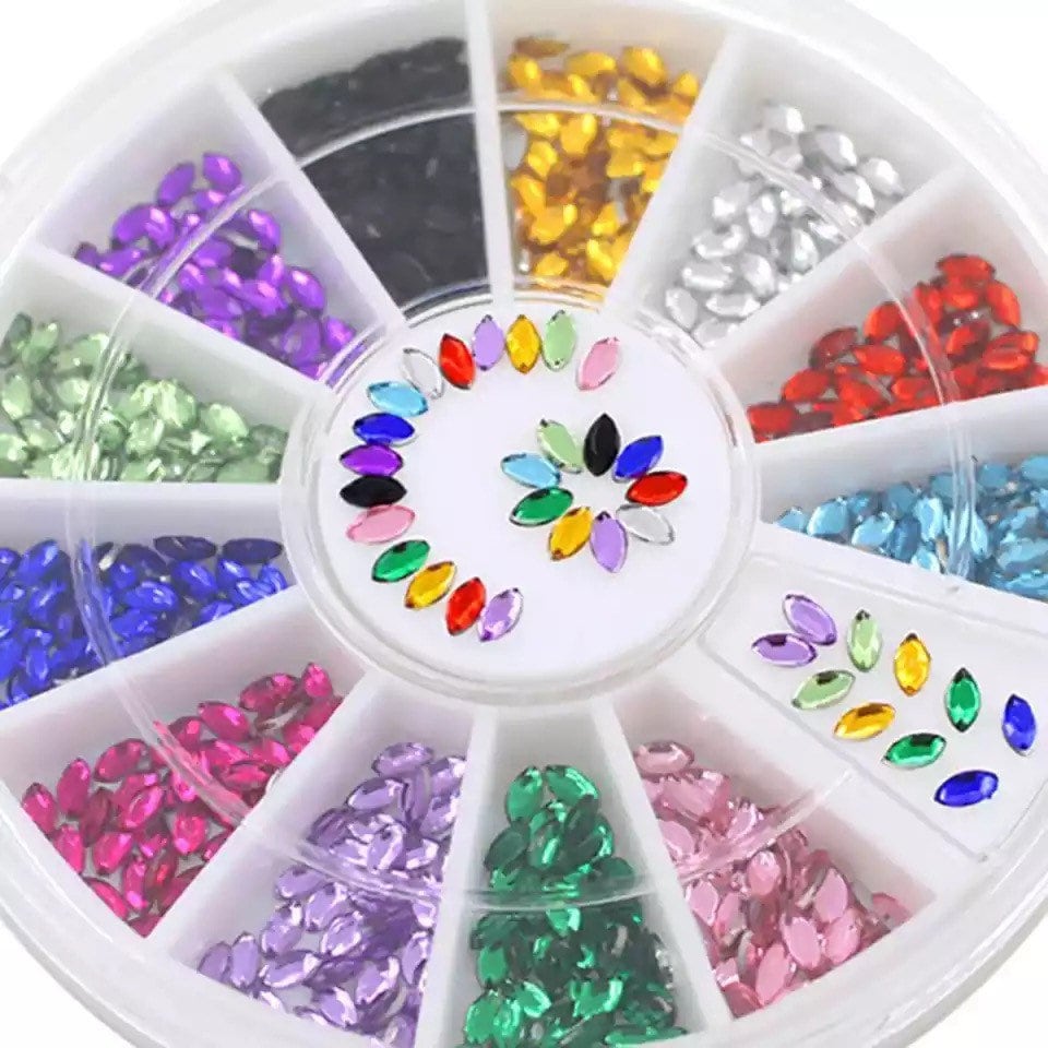 strass Rad Nail Art Jewels Oval Shaped Multicolored Gems von Etsy - KitschyNails