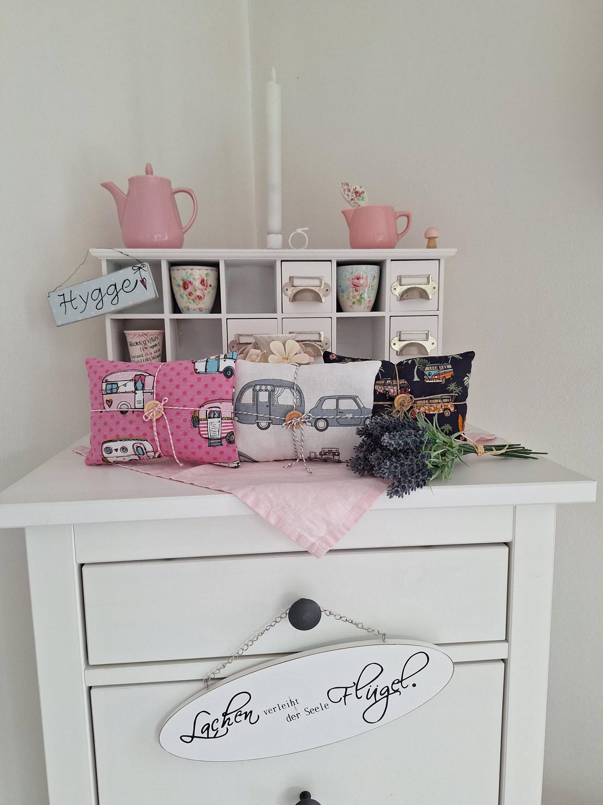 Lavendelkissen Camper Genäht Wohnwagen Wohnmobil Duft Bett Kleineseligkeiten Wellness Tolles Geschenk Für Blau Rosa Bus Verspielt Lavendelkissen Camper Genäht Wohnwagen Wohnmobil Duft Bett Kleineseligkeiten Wellness Tolles Geschenk Für Blau Rosa Bus Verspielt von Etsy - KleineSeligkeiten
