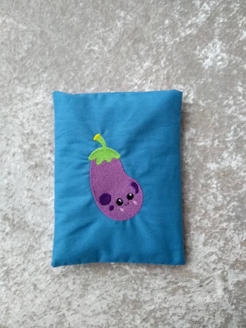 Wärmekissen, Auberginen-stickerei, Blau von Etsy - KleineWohlmanufaktur