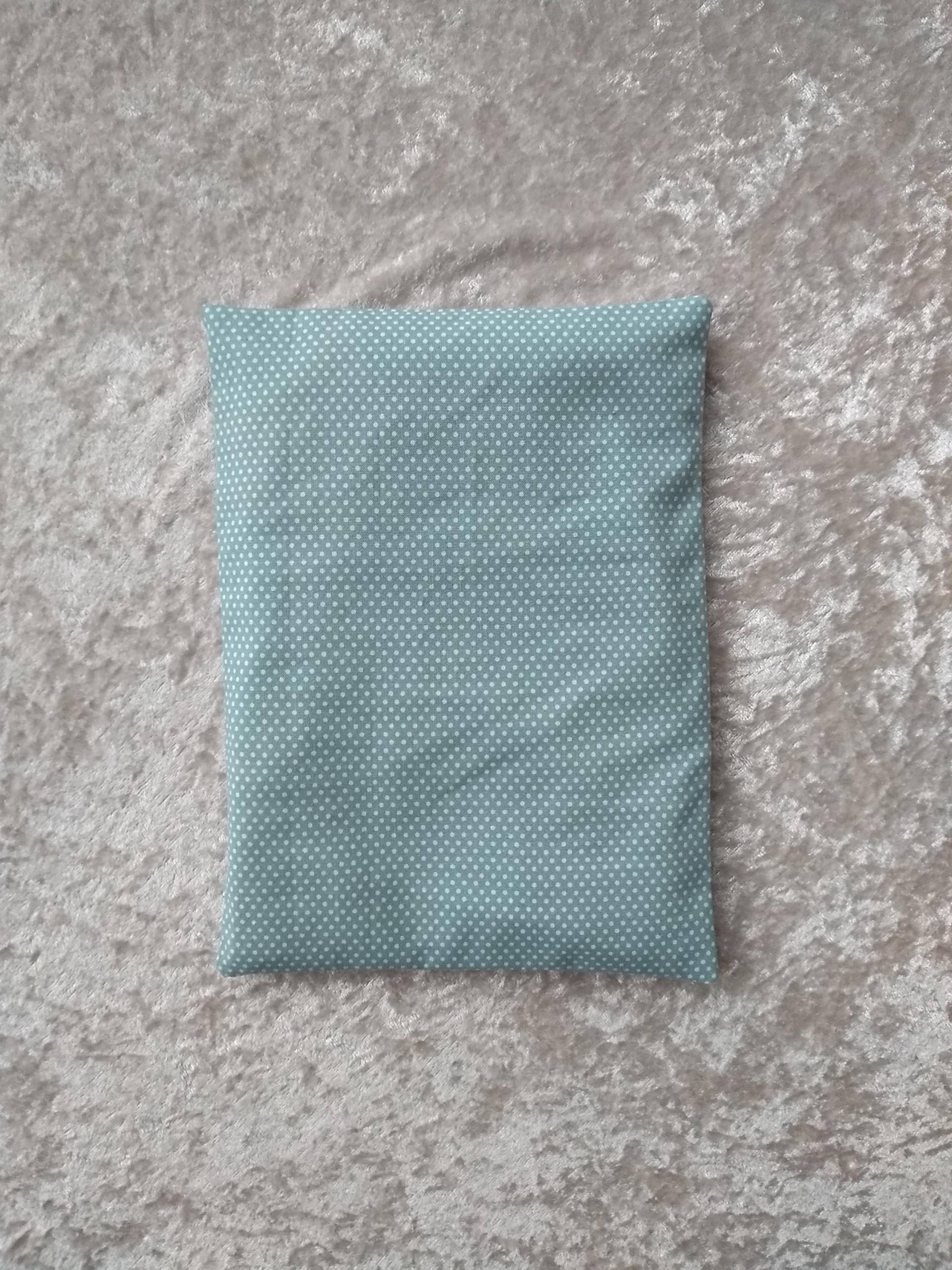 Wärmekissen, Punkte, Grün-Weiß Wärmekissen, Punkte, Grün-Weiß von Etsy - KleineWohlmanufaktur