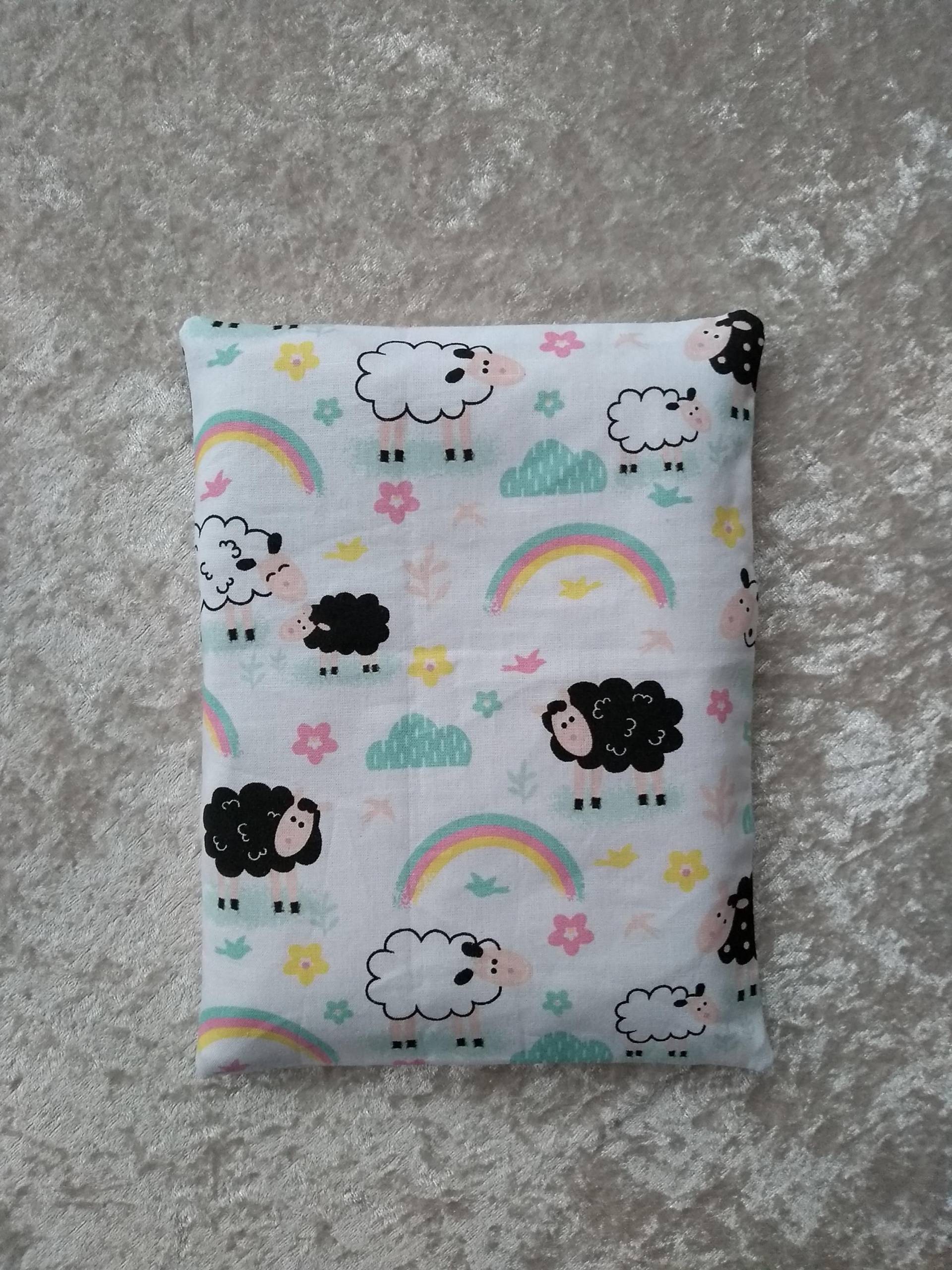 Wärmekissen, Schafe, Weiß Wärmekissen, Schafe, Weiß von Etsy - KleineWohlmanufaktur