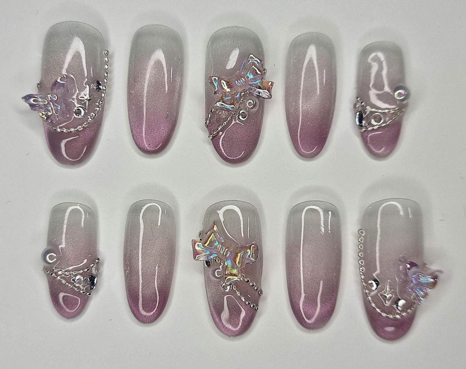 Handgemachte Press-On Nägel | Wiederverwendbare Fake Nails Maßanfertigung Nageldesign Nach Wunsch Lila Cat Eye Handgemachte Press-On Nägel | Wiederverwendbare Fake Nails Maßanfertigung Nageldesign Nach Wunsch Lila Cat Eye von Etsy - KlimBimbySophie