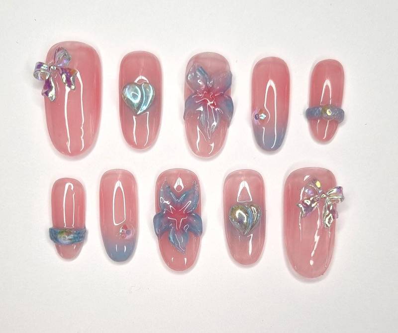 Handgemachte Press-On Nägel | Wiederverwendbare Fake Nails Maßanfertigung Nageldesign Nach Wunsch Pink Blau von Etsy - KlimBimbySophie